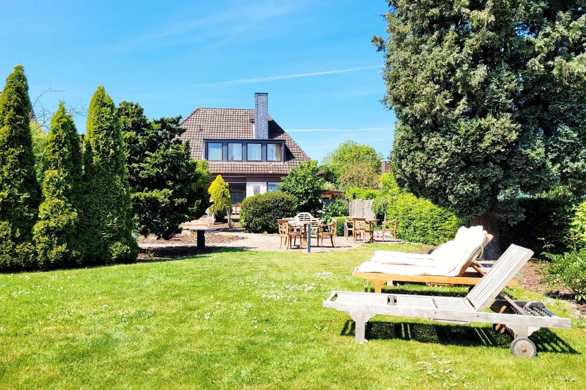 Moderne Maisonette Ferienwohnung Mit Gartenzugang, Nur 7 Gehminuten Zum Strand, Parkplatz & Fahrradunterstellplatz ชาร์บอยท์ซ ภายนอก รูปภาพ